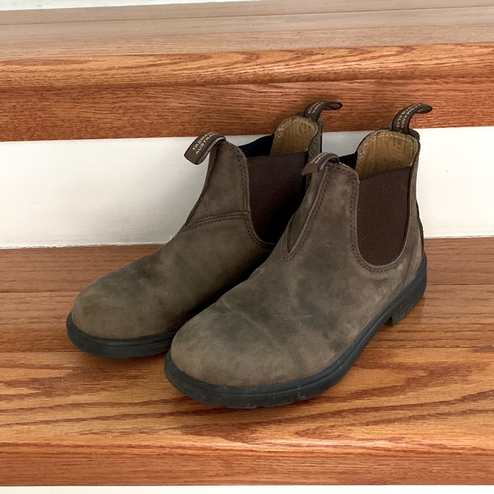 Blundstone boots in a great condition kids classic size 3